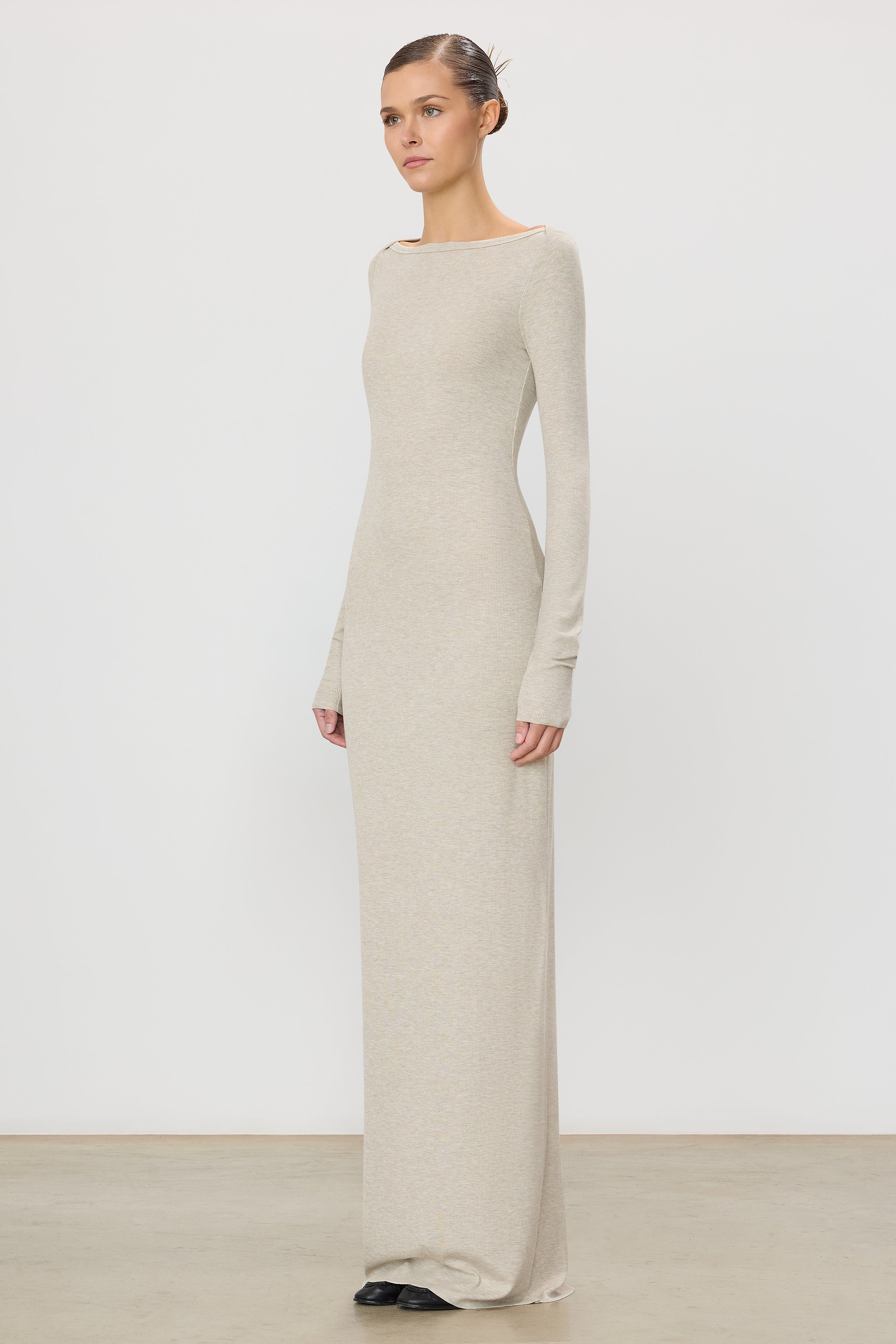 LONG SLEEVE BOATNECK MAXI DRESS - ÉTERNE