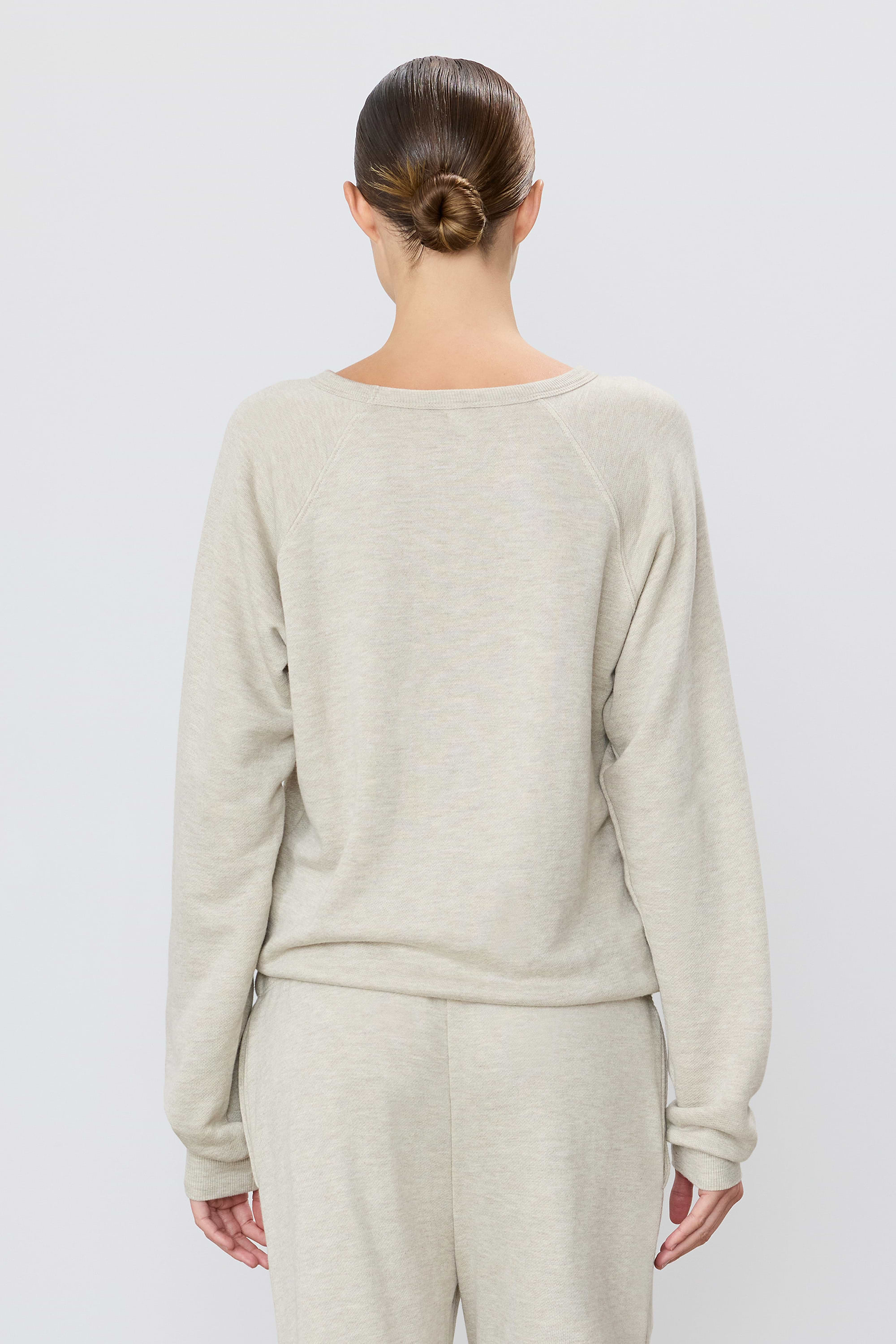 OVERSIZED RAGLAN SWEATSHIRT - ÉTERNE
