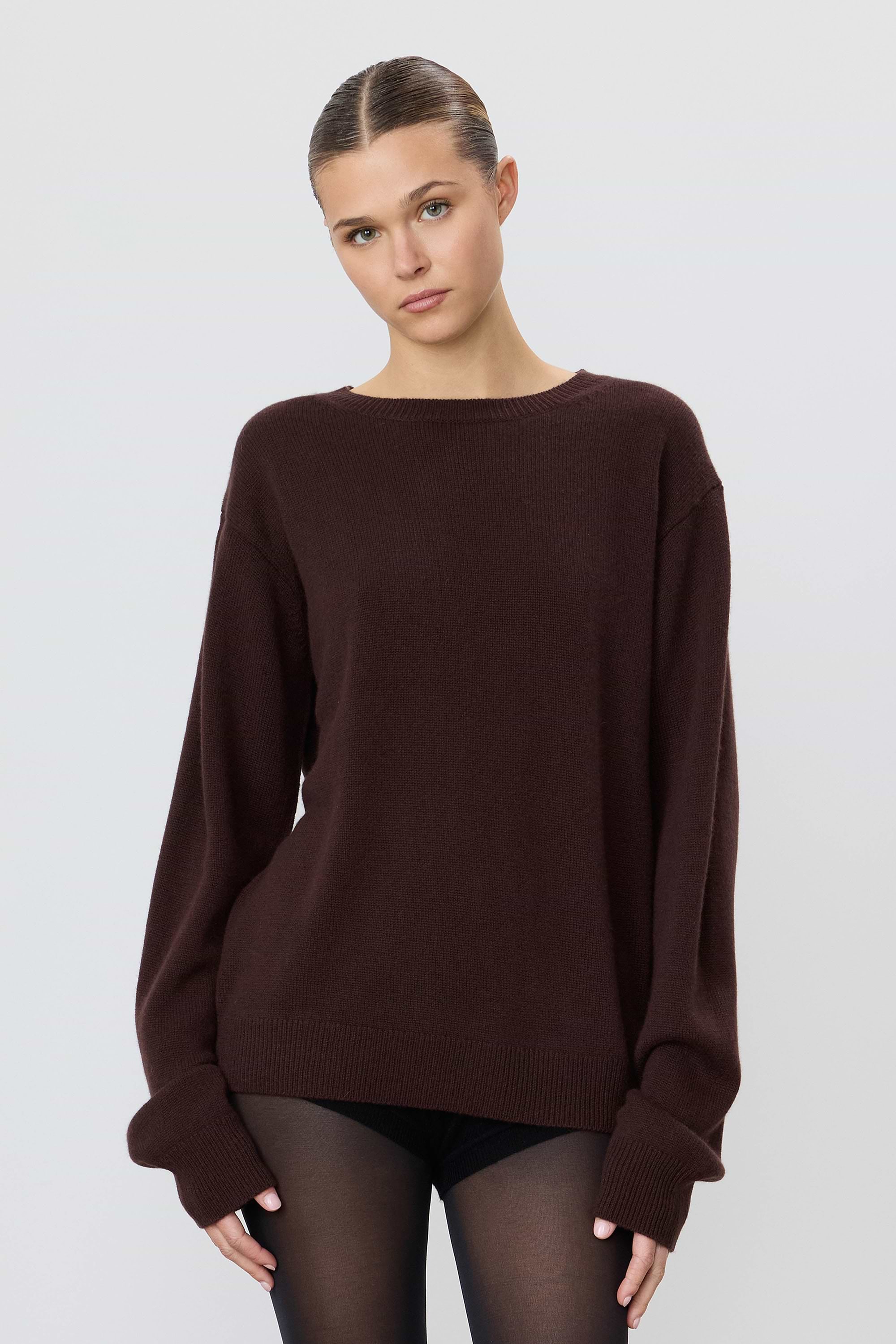 ÉTERNE JAMES SWEATER