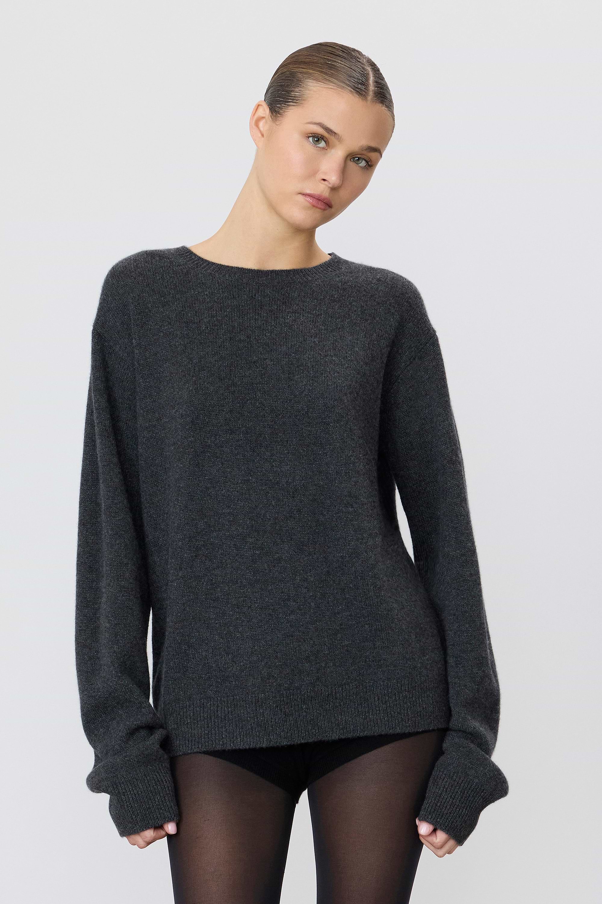 ÉTERNE JAMES SWEATER