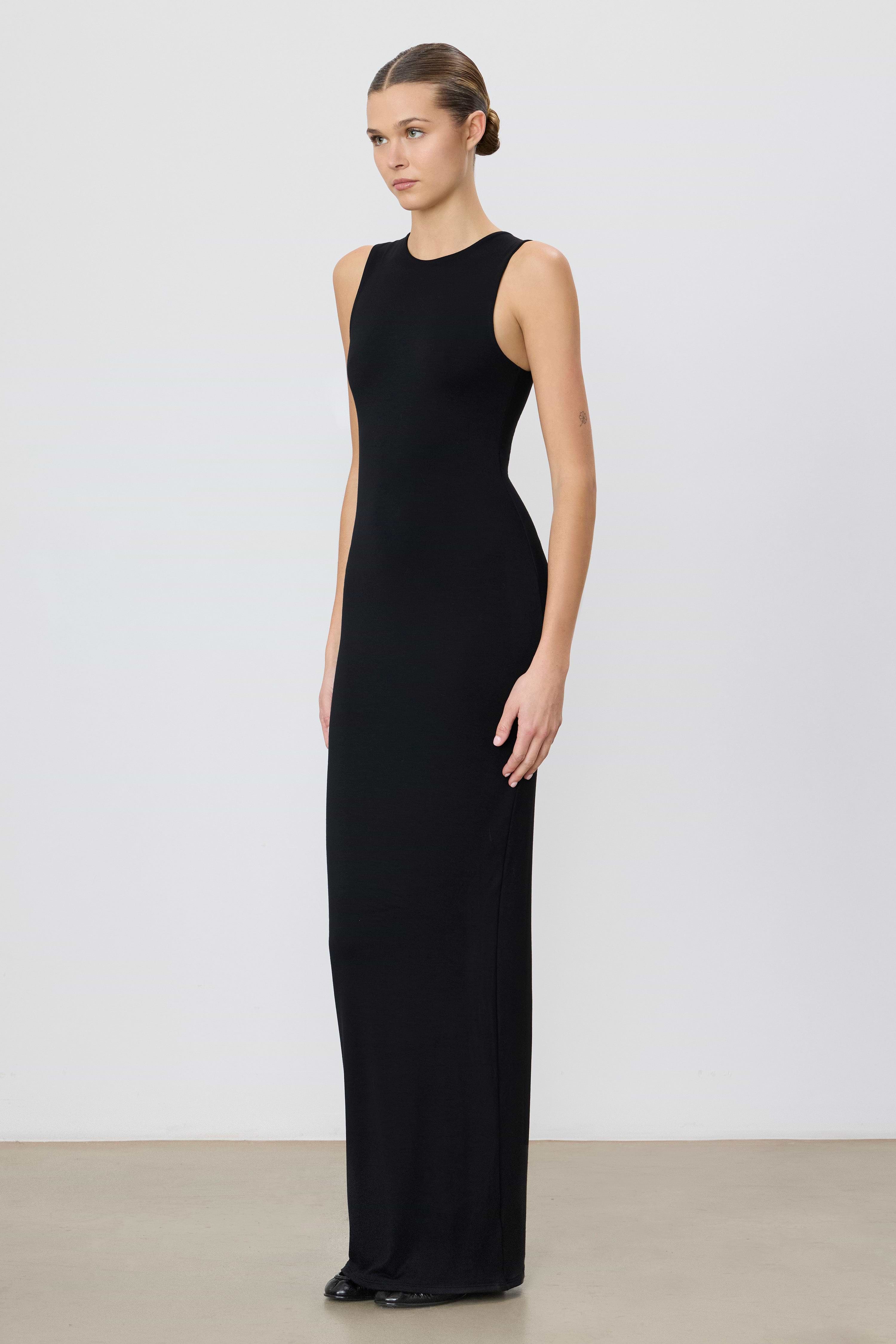 ÉTERNE SLEEVELESS CREWNECK MAXI DRESS