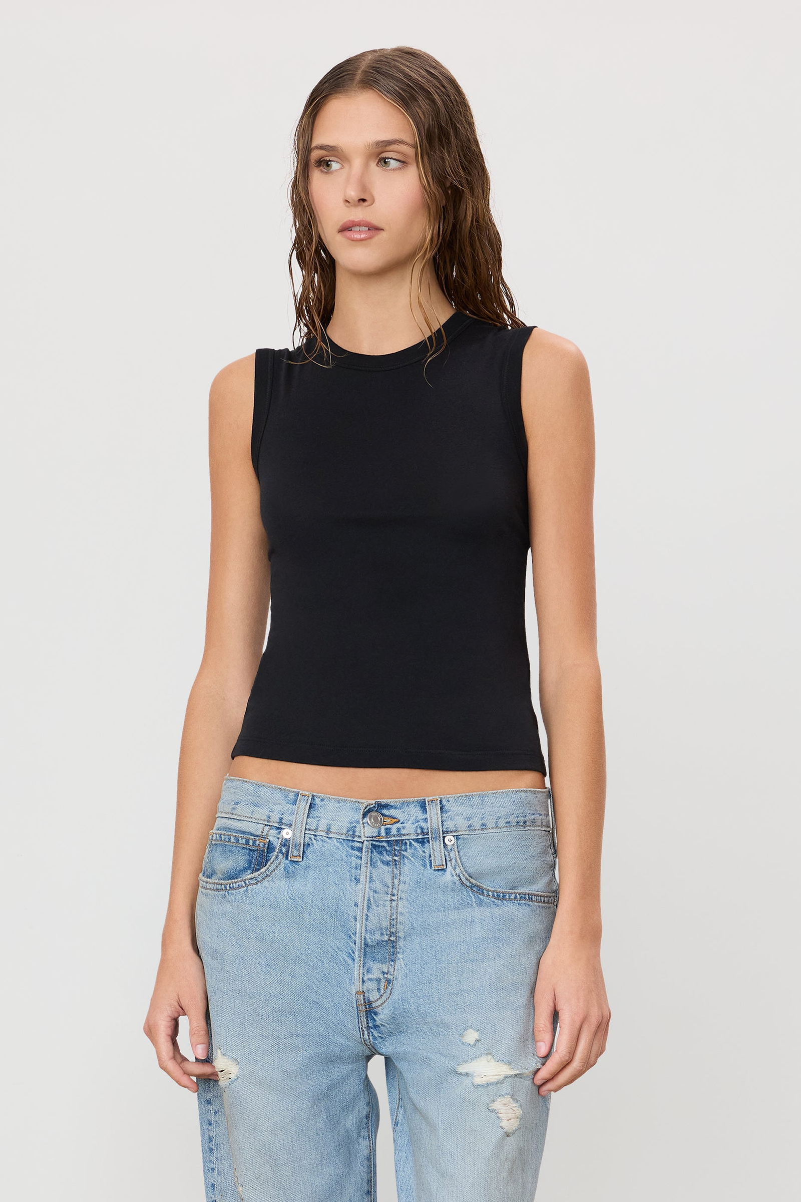 FITTED MUSCLE TANK - ÉTERNE