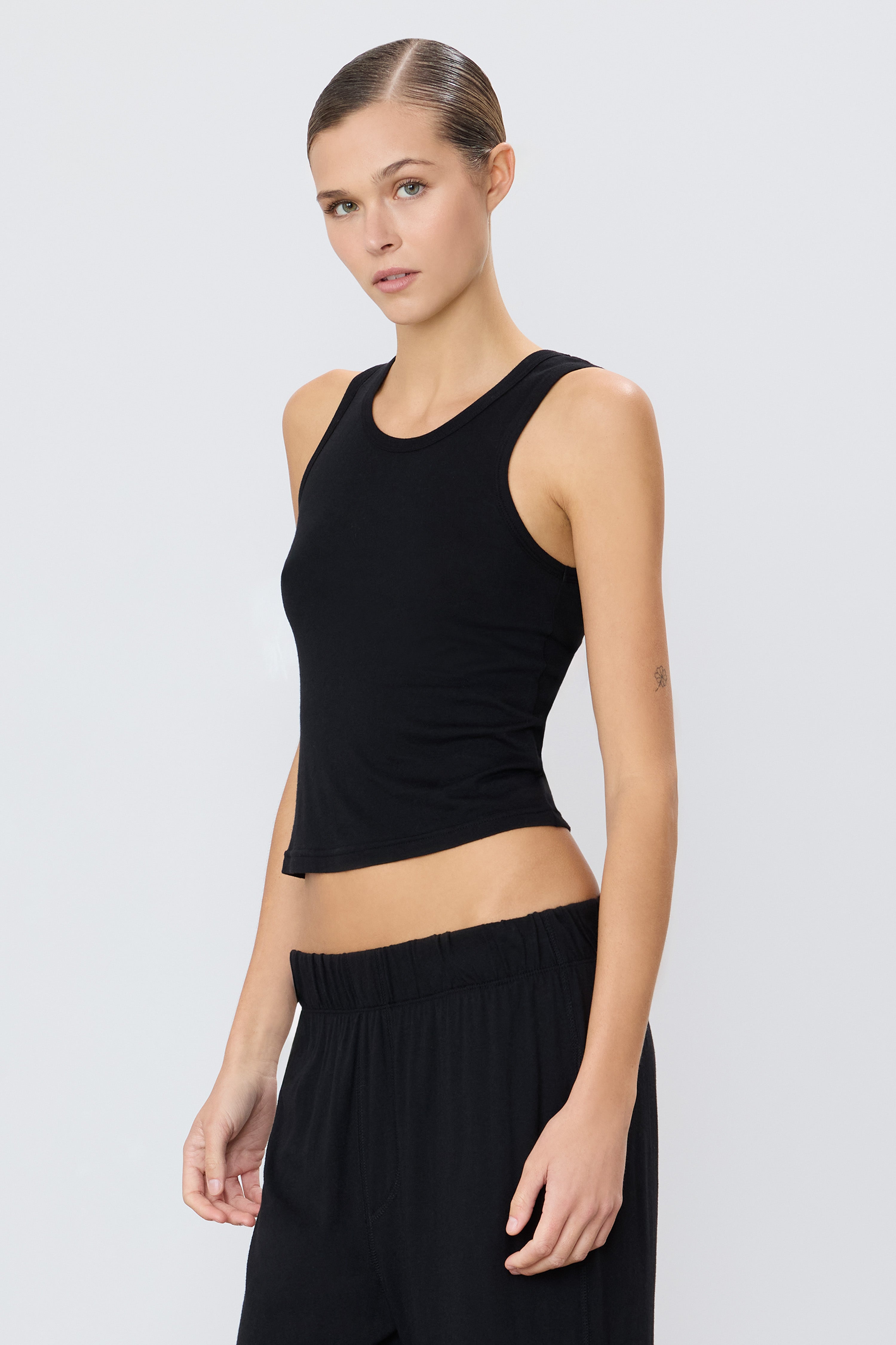 FITTED TANK