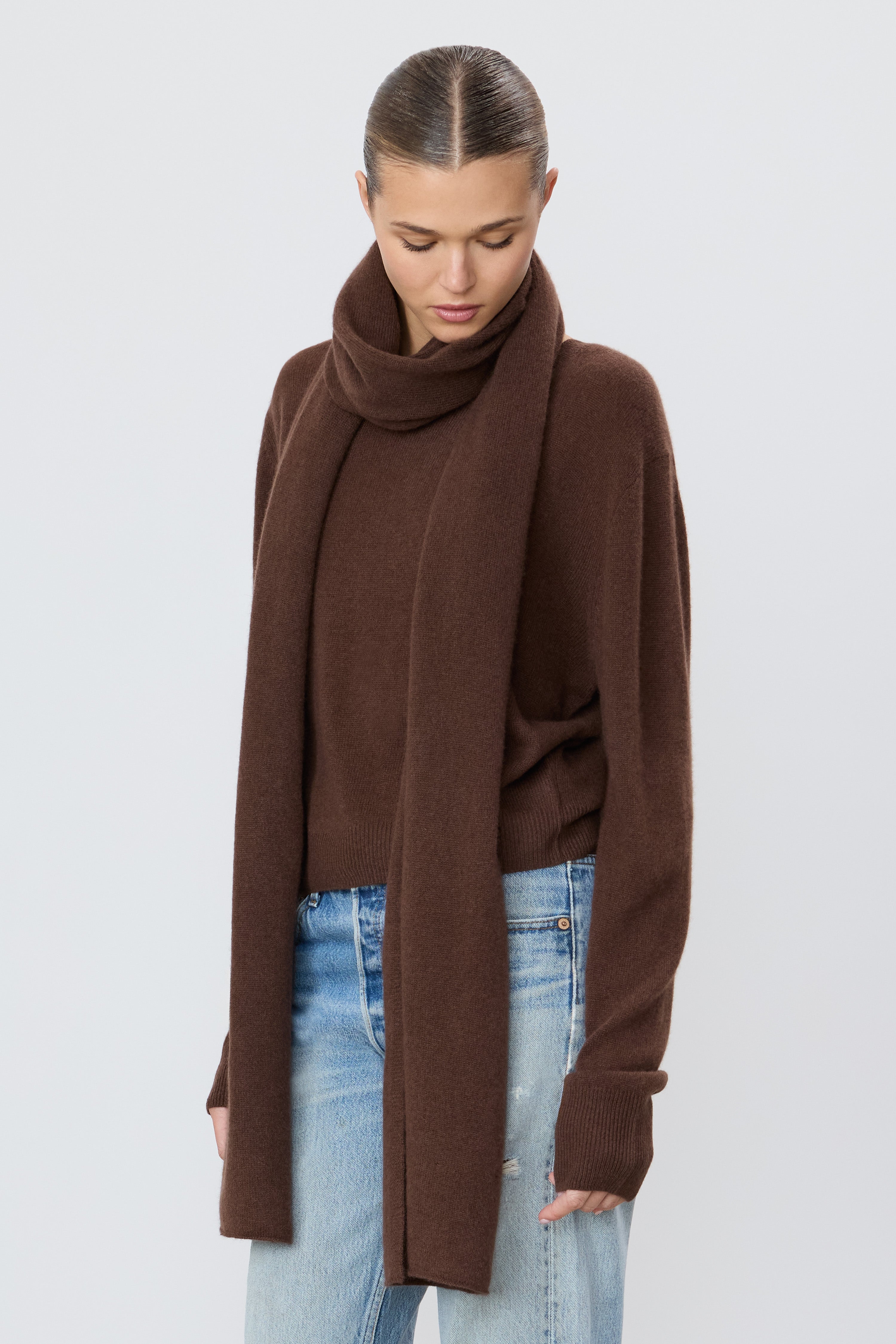 LUCA SCARF - ÉTERNE