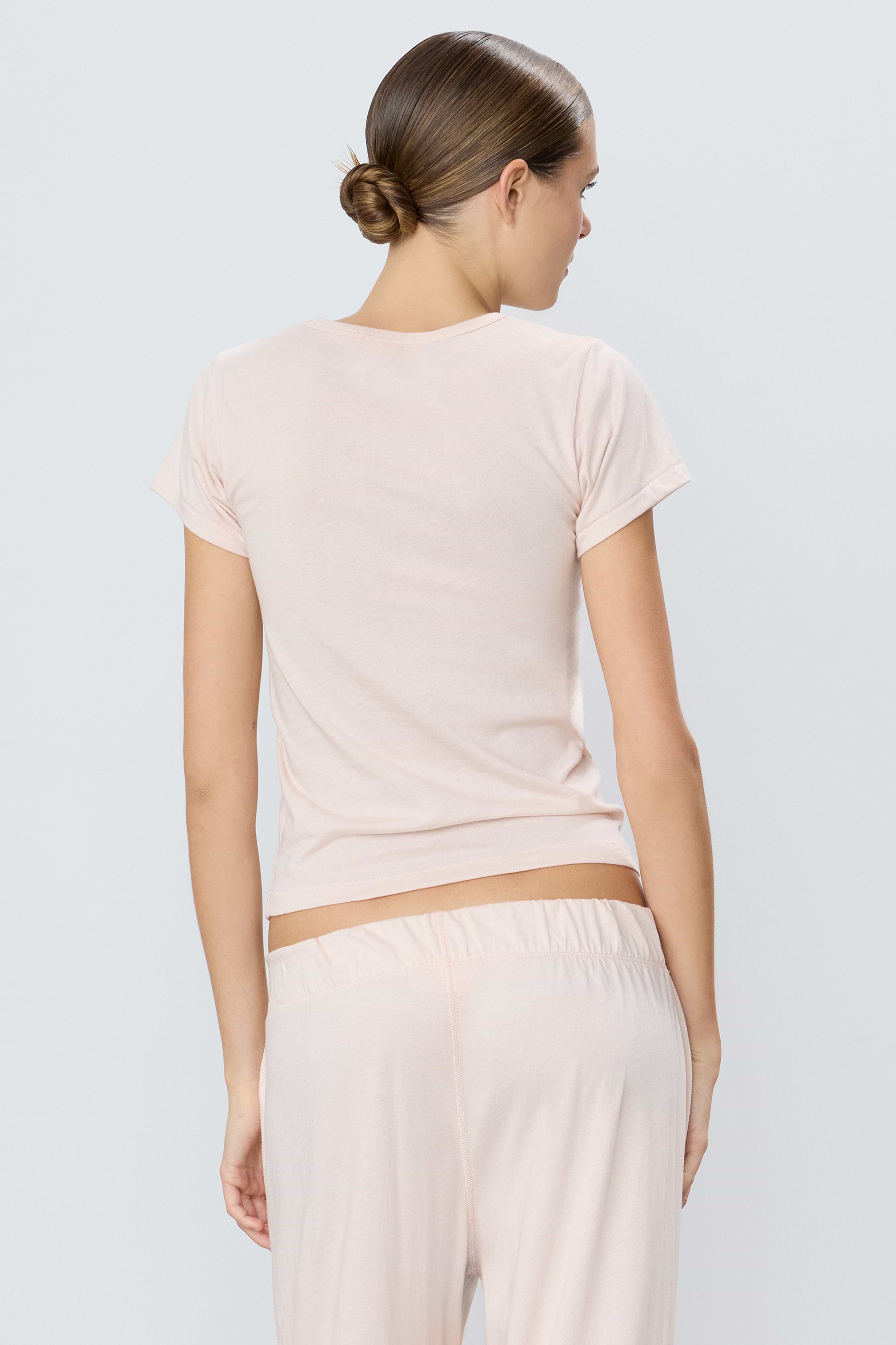 FITTED CREWNECK SHORT SLEEVE T-SHIRT - ÉTERNE