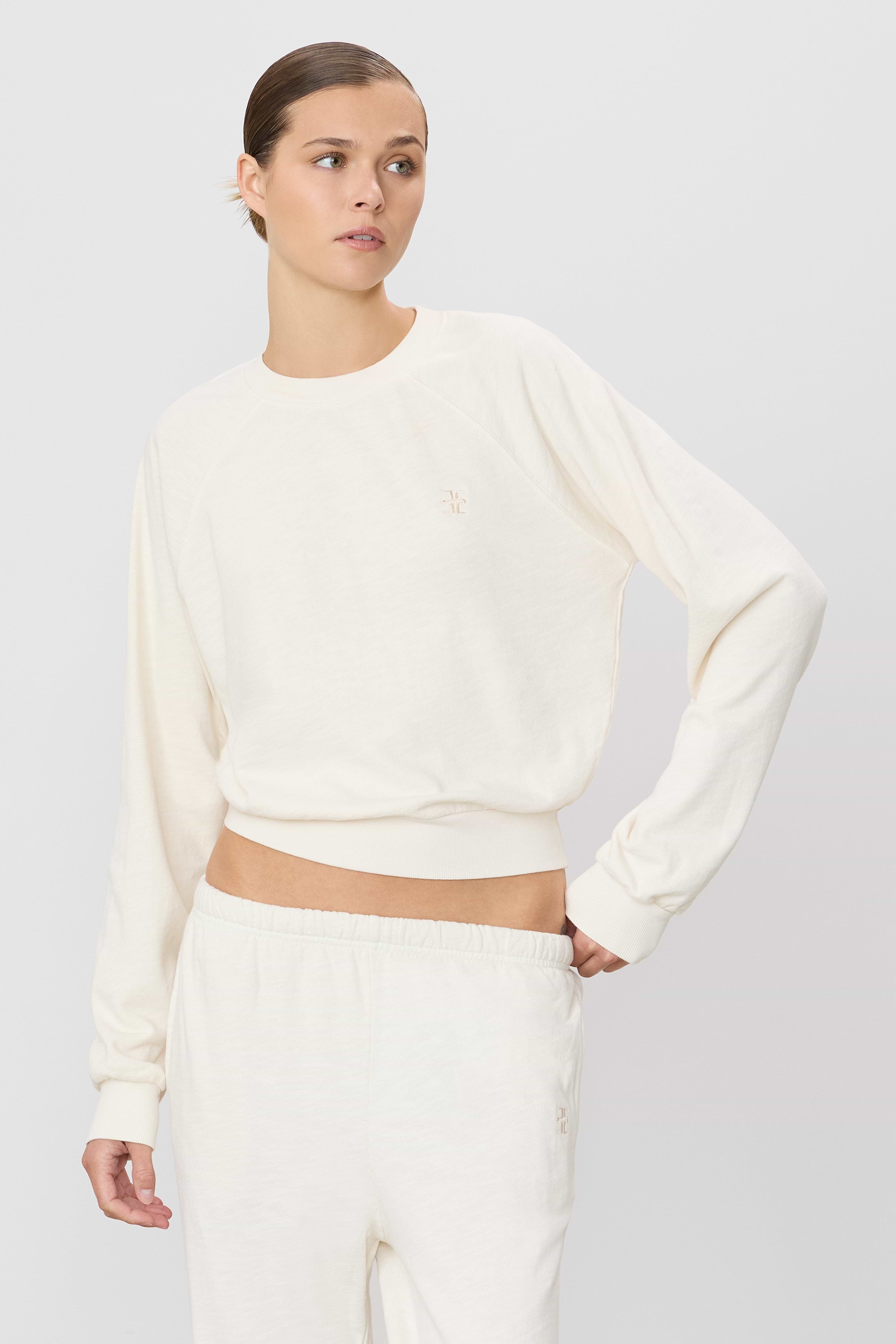 SHRUNKEN RAGLAN SWEATSHIRT - ÉTERNE