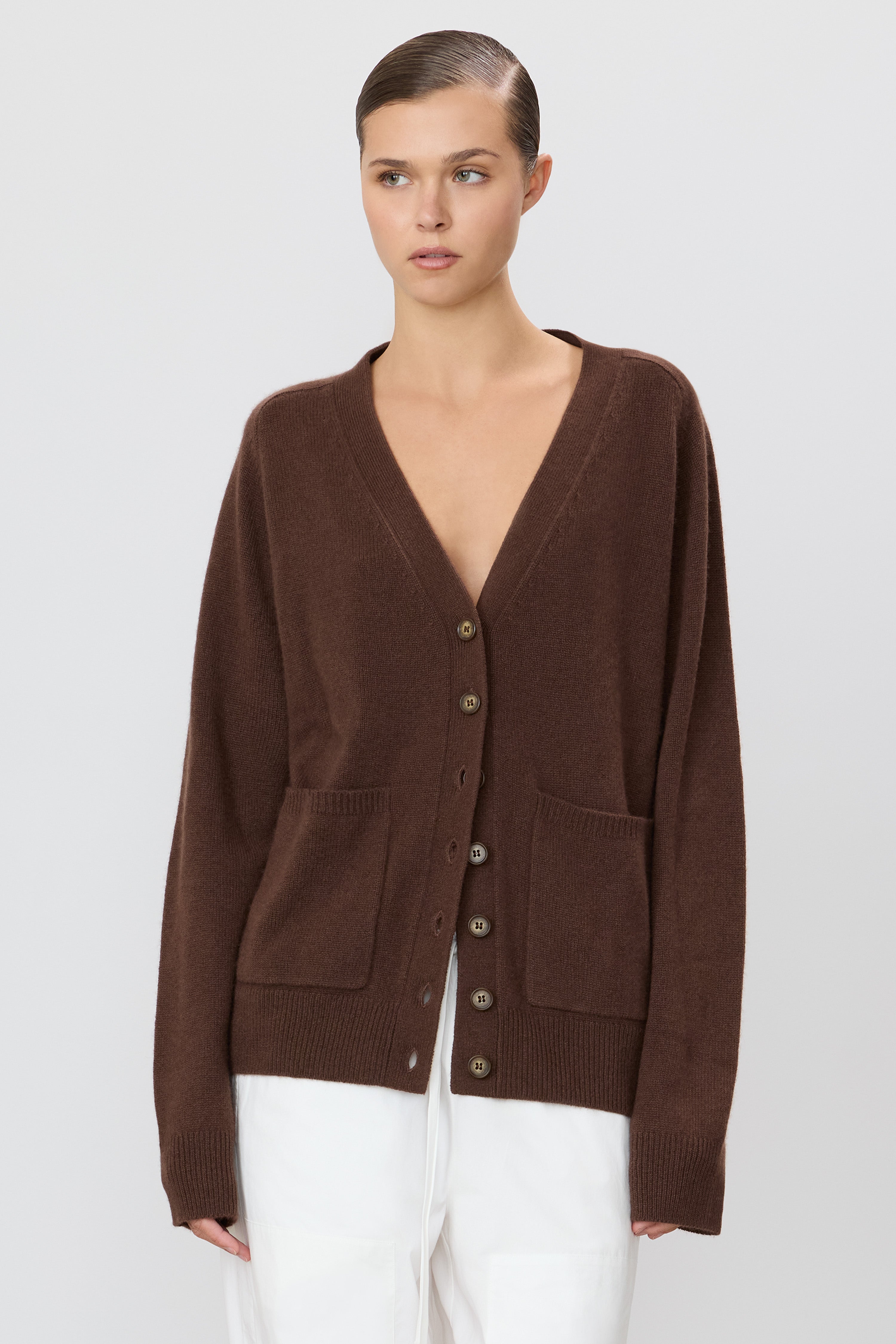 THEODORE CARDIGAN - ÉTERNE