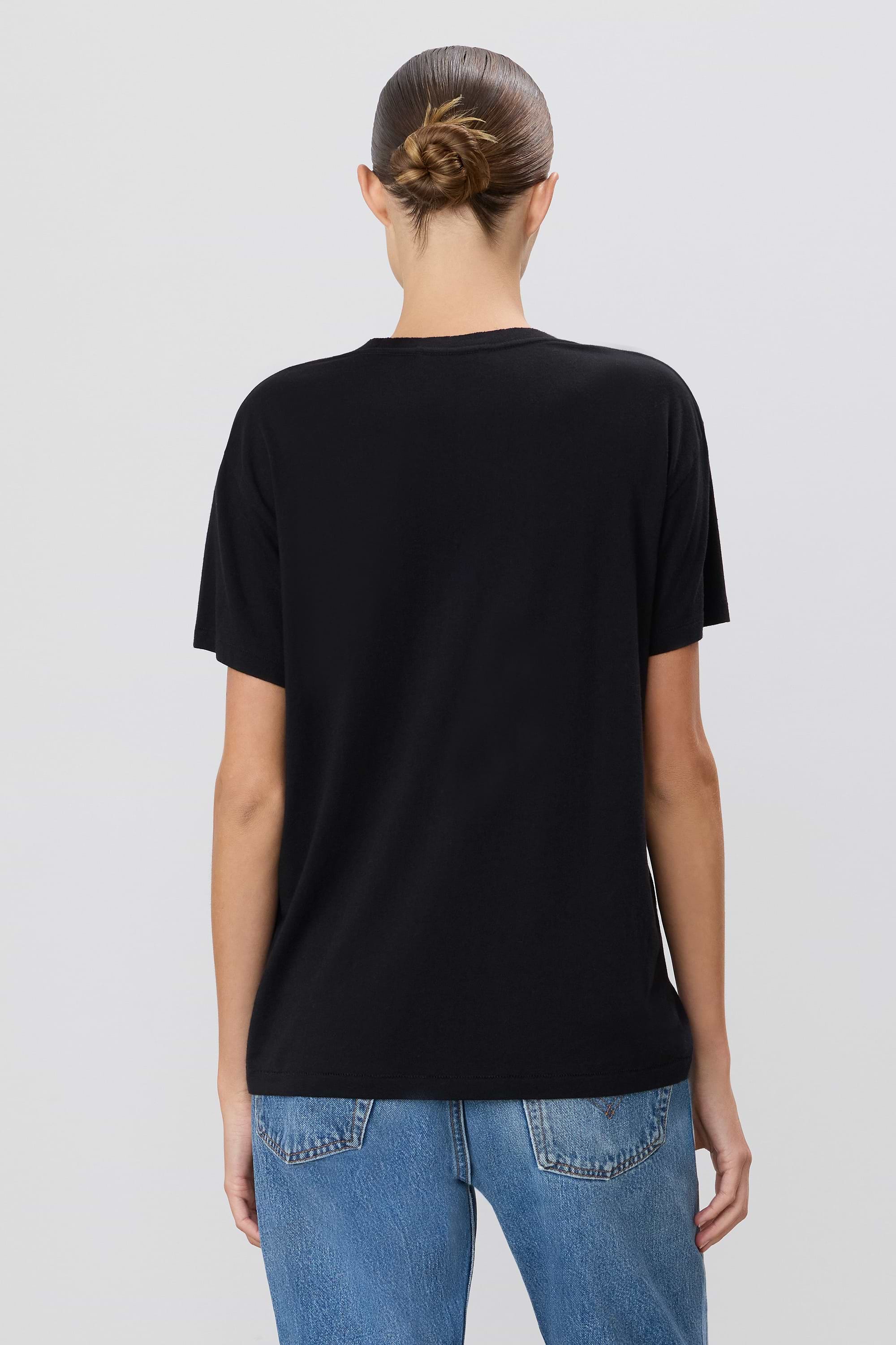 Short Sleeve Boyfriend T-Shirt - ÉTERNE