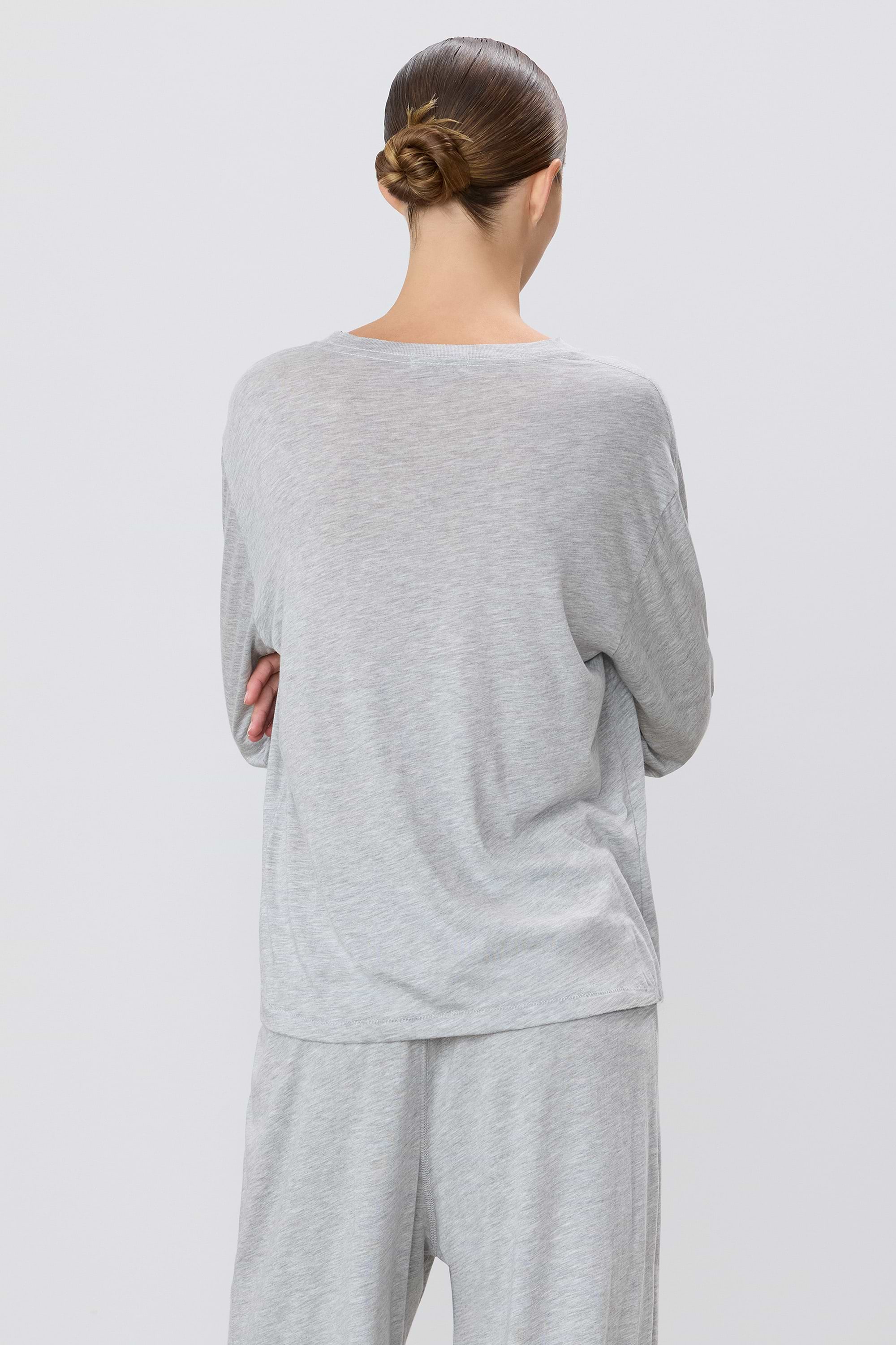 Long Sleeve Boyfriend T-Shirt in Ivory