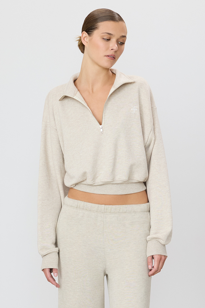 CROPPED HALF-ZIP SWEATSHIRT