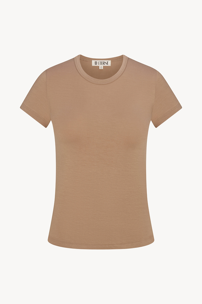 FITTED CREWNECK SHORT SLEEVE T-SHIRT