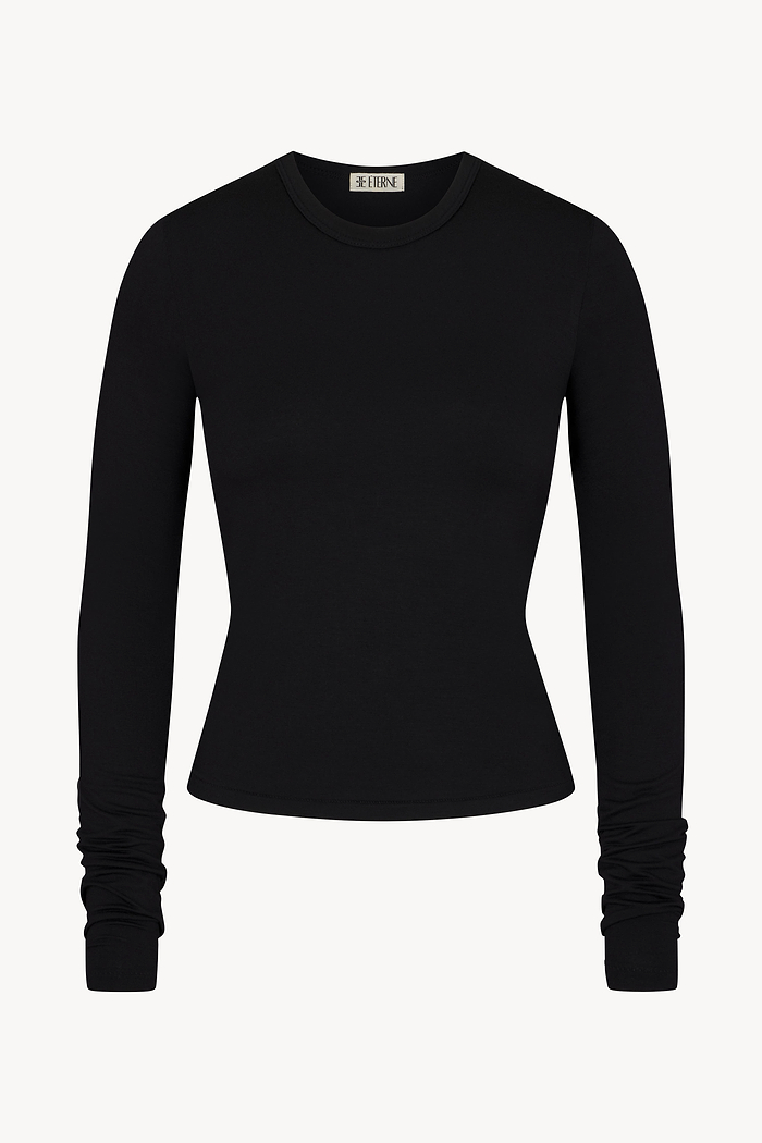 FITTED CREWNECK LONG SLEEVE T-SHIRT