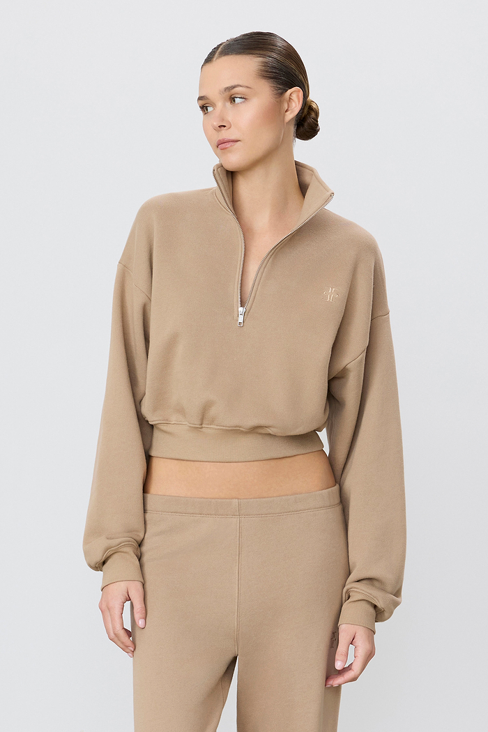 CROPPED HALF-ZIP SWEATSHIRT