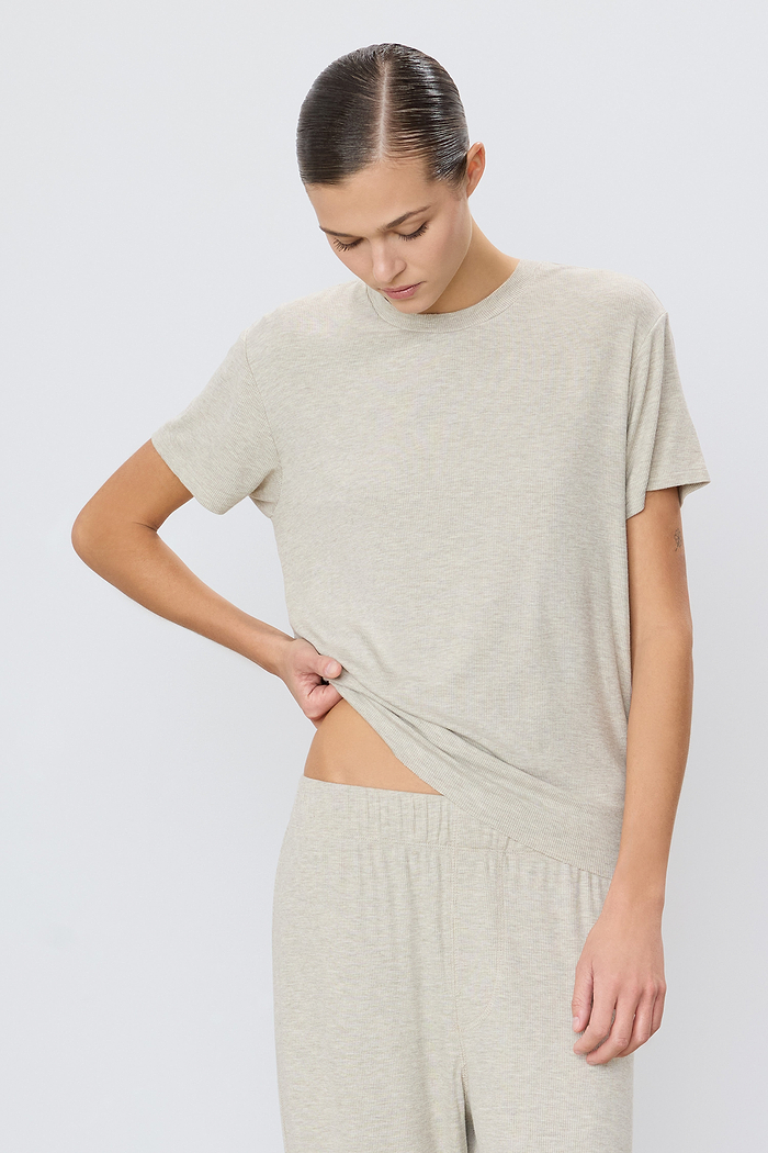 SHORT SLEEVE BOYFRIEND T-SHIRT
