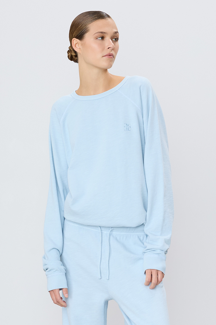 OVERSIZED RAGLAN SWEATSHIRT