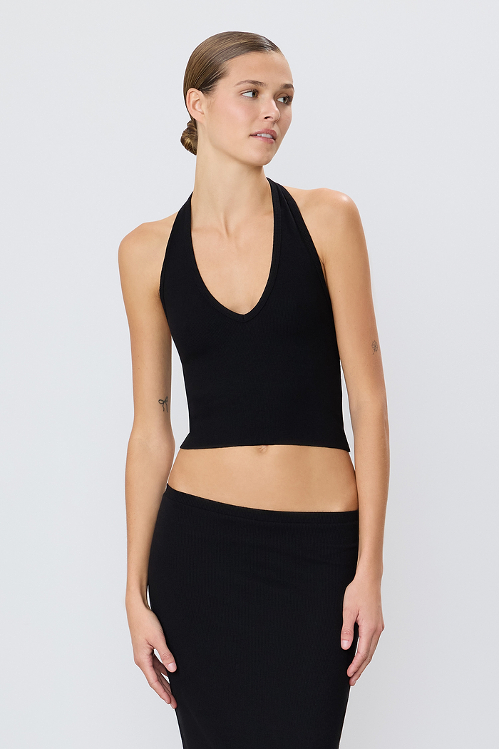 CROPPED HALTER TOP