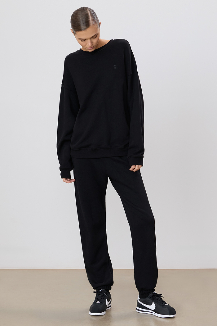OVERSIZED CREWNECK SWEATSHIRT