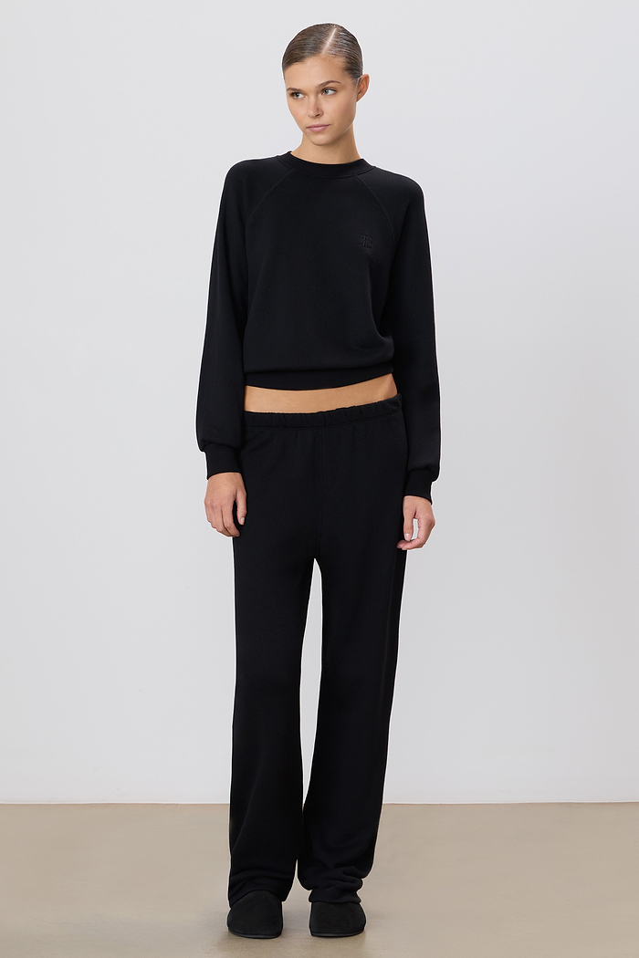 STRAIGHT LEG SWEATPANT