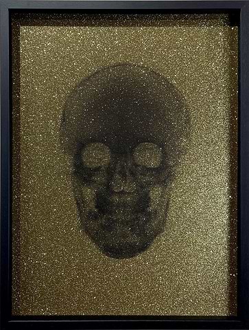 Crystal Skull (Black On Gold)