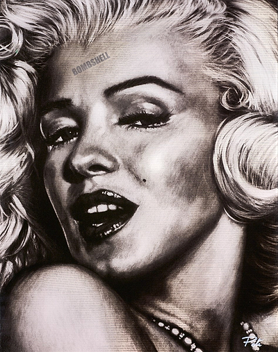 Marilyn Bombshell