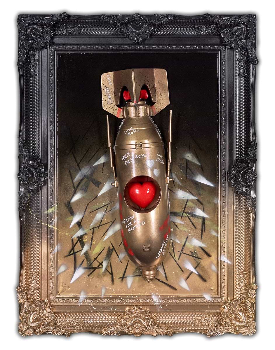 Love Bomb (Gold/Black)