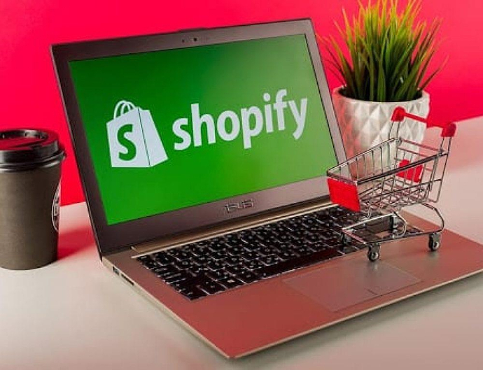 What is Shopify and How Does It Work? (2023 Guide)