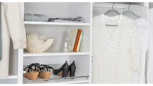 How to organize your closet
