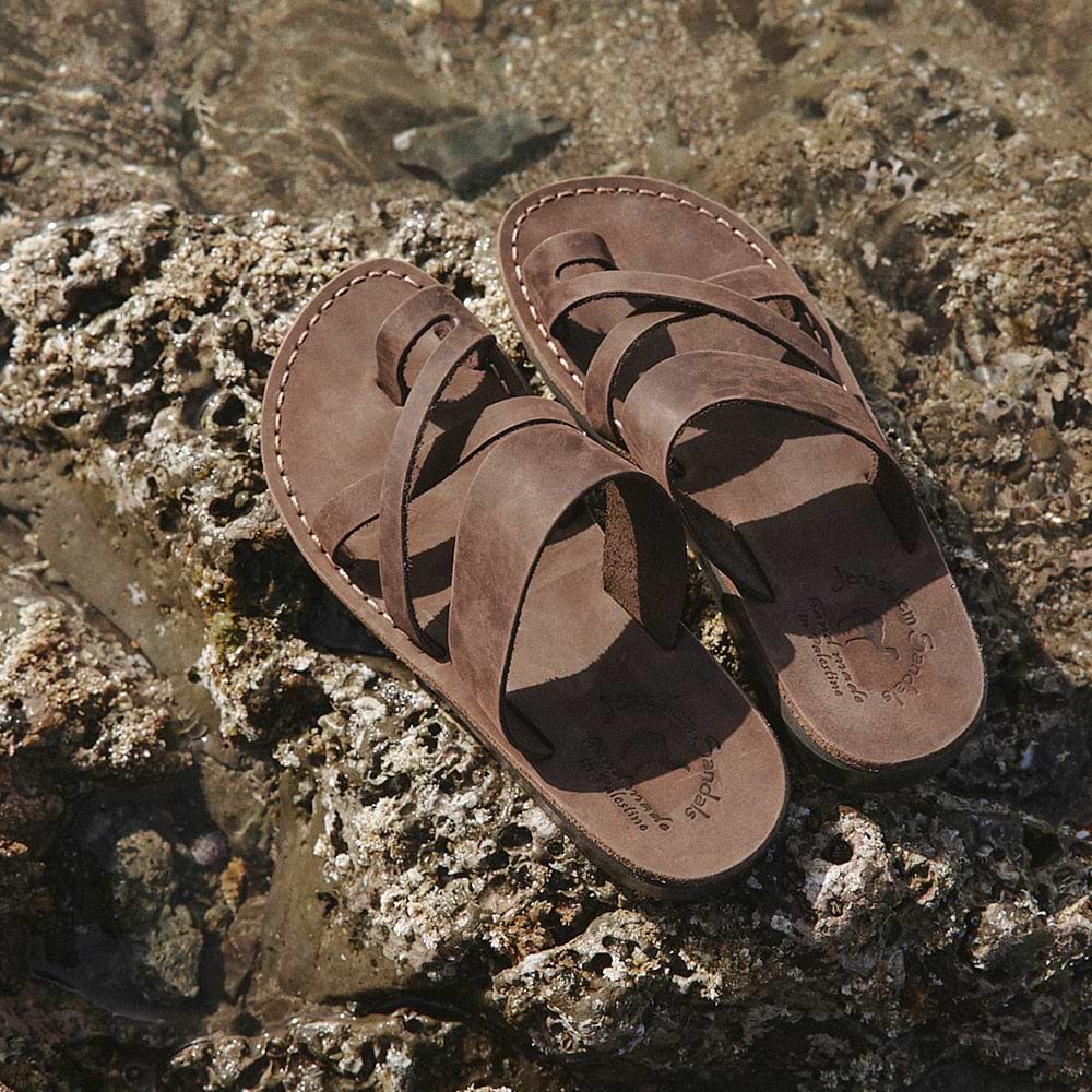 The Good Shepherd - Leather Toe Loop Sandal | Brown Nubuck