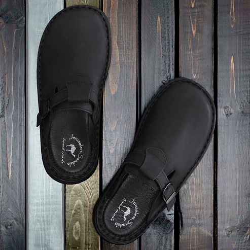 Sawyer - Leather Clog-Toe Sandal | Black Nubuck