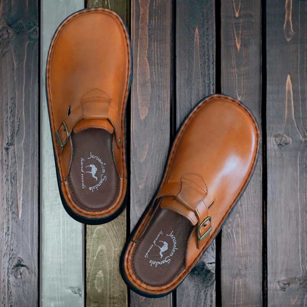 Sawyer - Leather Clog-Toe Sandal | Honey