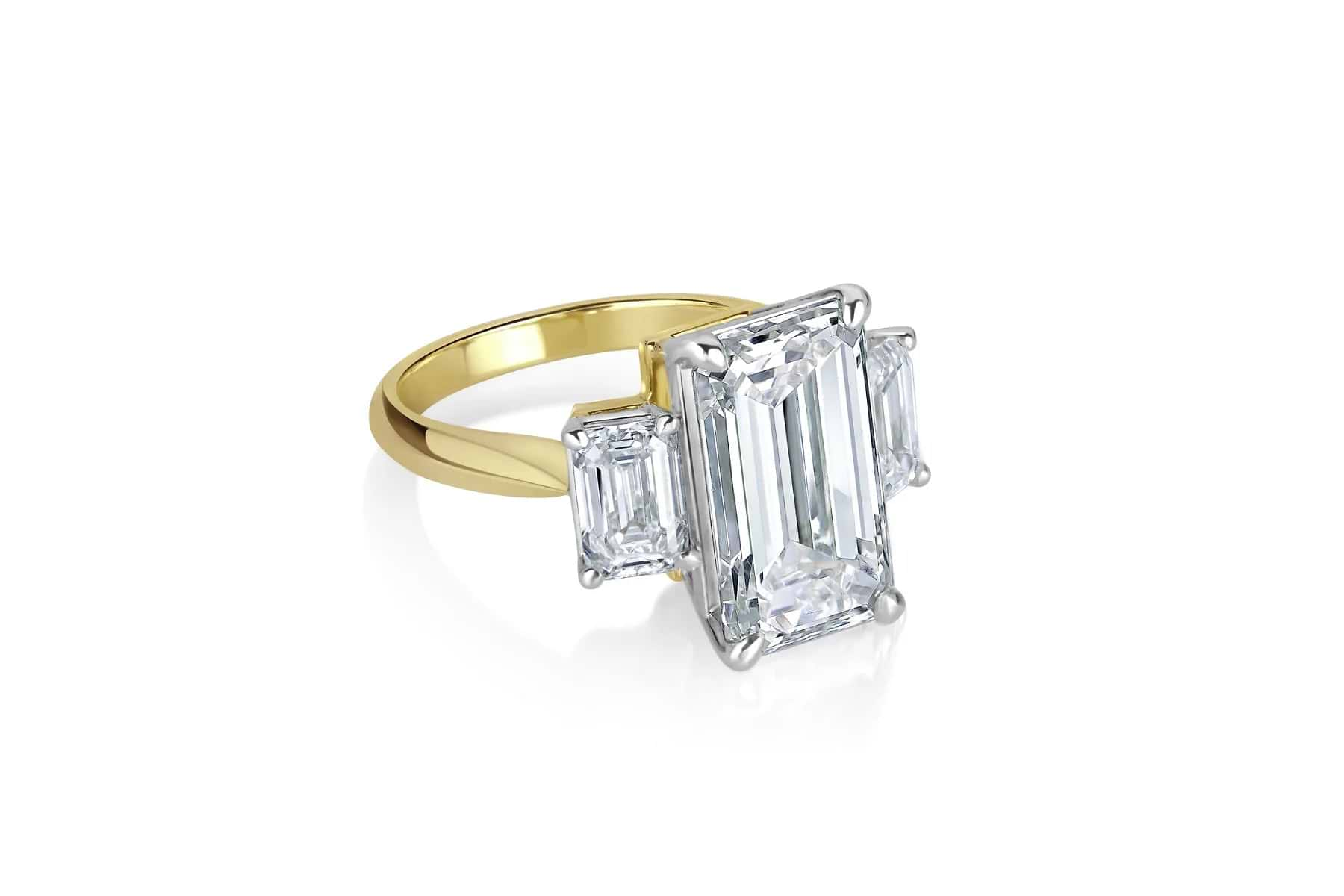 Emerald Cut Diamond Engagement Rings