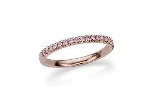 Pavé Diamond Rings & Bands