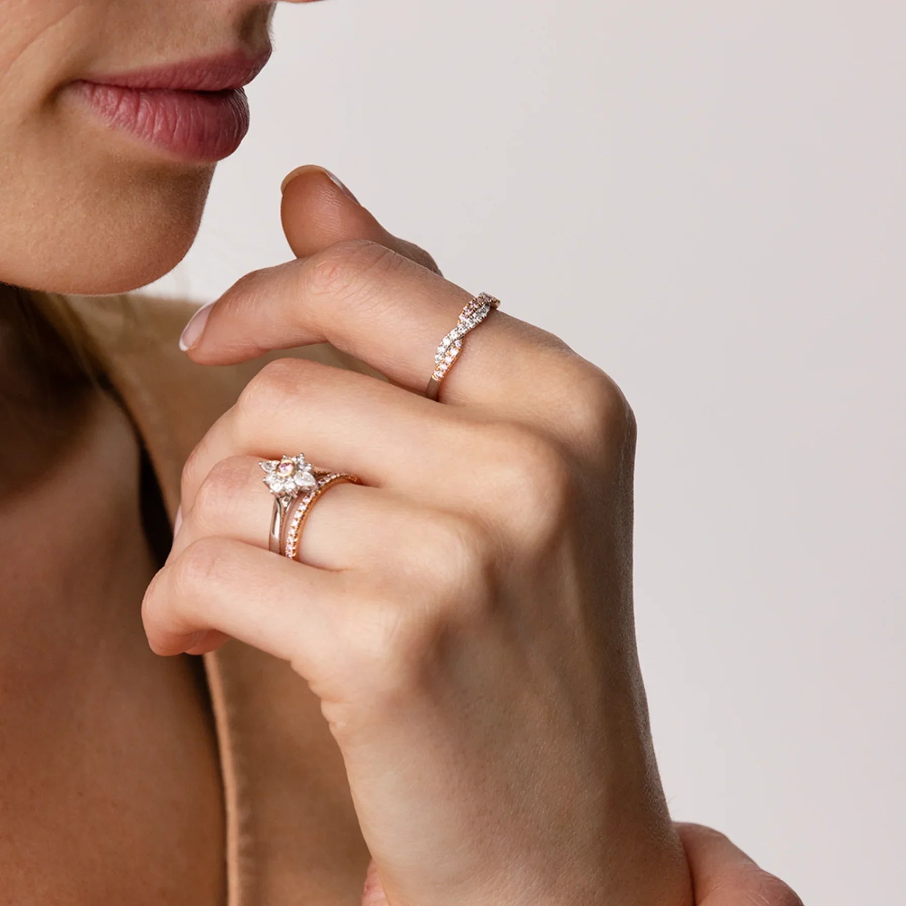 Mossa - Dress Ring in 18ct White Gold Ring