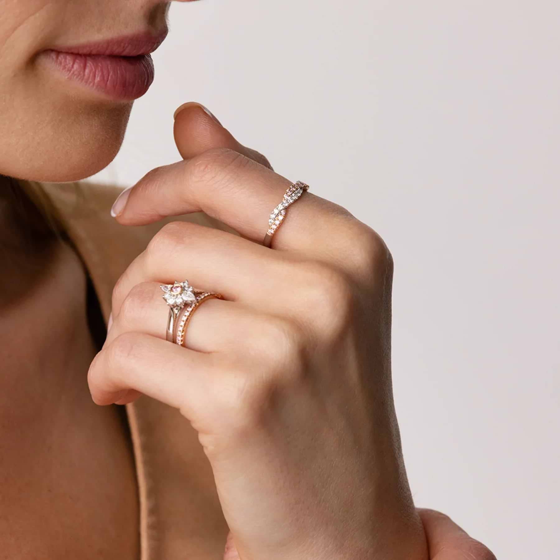 Mossa - Dress Ring in 18ct White Gold Ring | Paul Bram Mossa - Dress Ring in 18ct White Gold Ring | Paul Bram