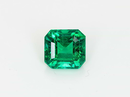 Em Cut Green Emerald 2.21ct