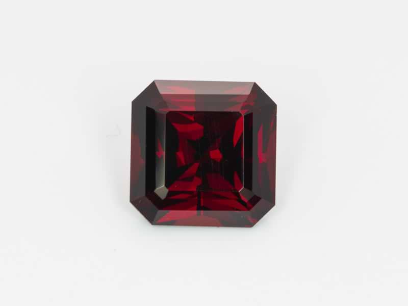 Square Red Garnet 7.05ct