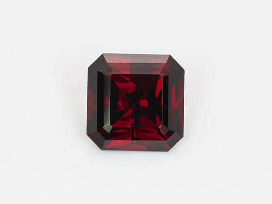 Square Red Garnet 7.05ct