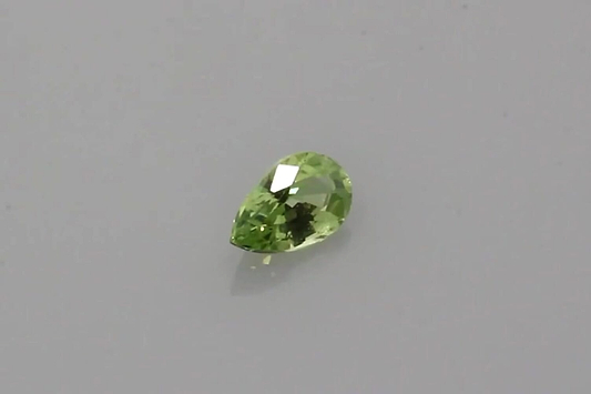 Pear Green Sapphire 0.67ct