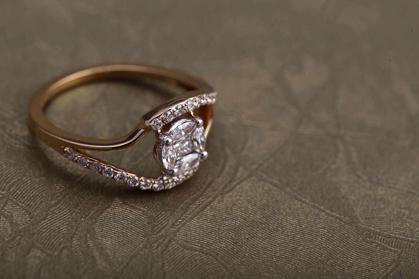 Fashion Ring