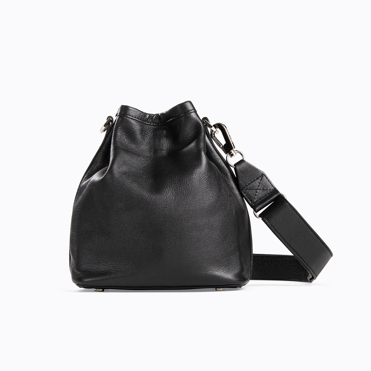Alpha cheap bucket bag