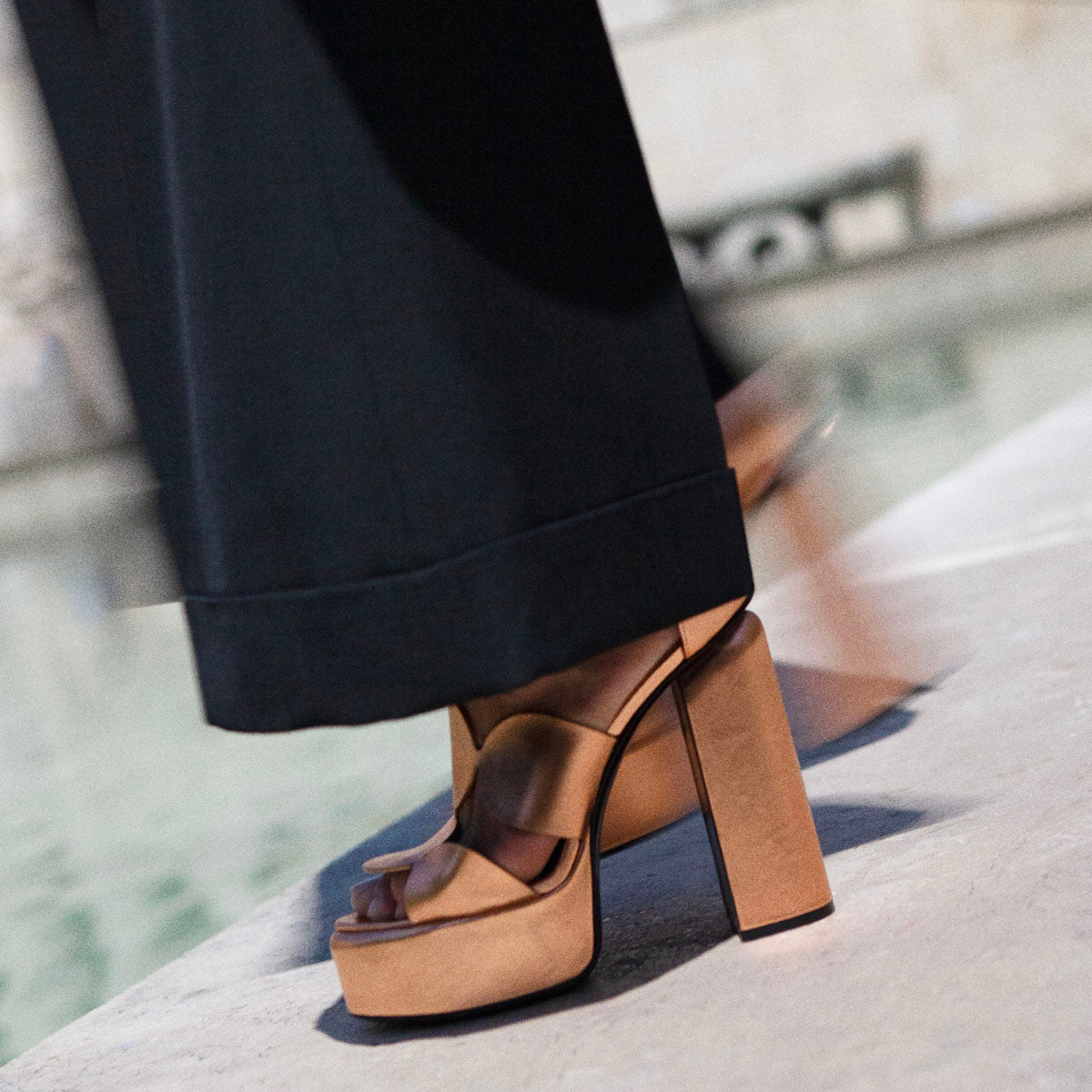 BULLES DISCO HEELED SANDAL