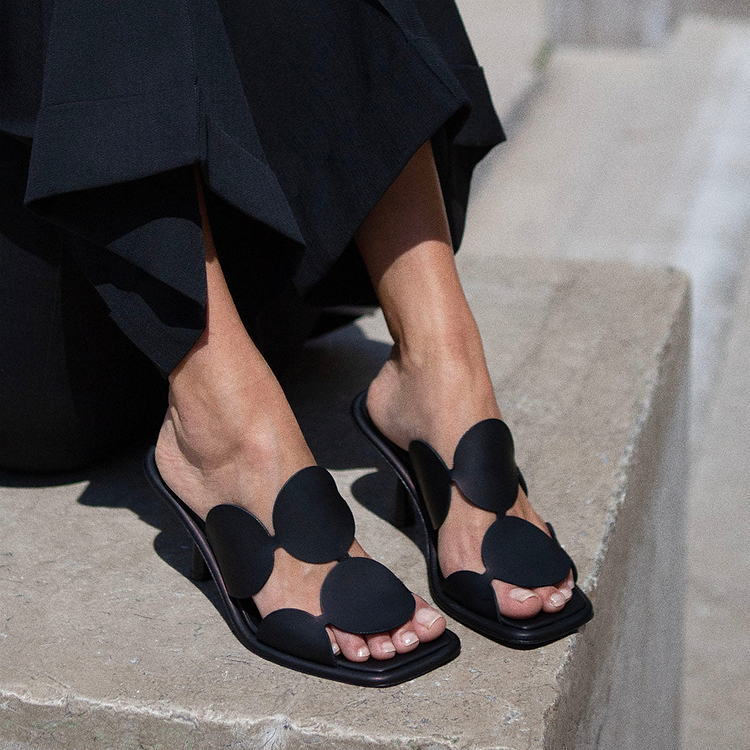 LAVA BULLES HEELED MULE