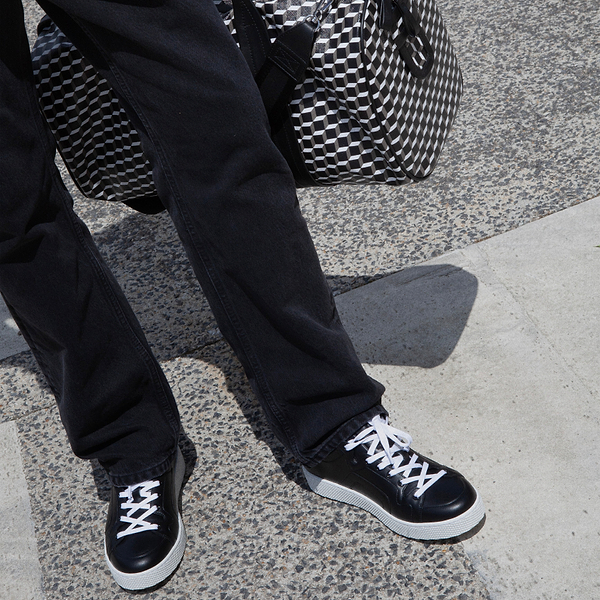 Pierre Hardy 104 スニーカー シンプル レザー ロゴ おしゃれ♪ Pierre Hardy 104 スニーカー シンプル レザー ロゴ おしゃれ