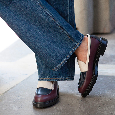 JOHN LOAFER