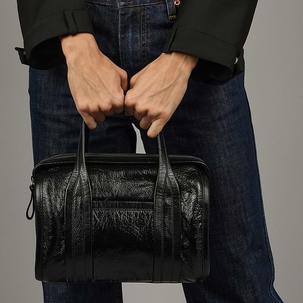 【在庫処分大特価!!】 MINICAB_ADV06_GRAIN_CALF_BLACK バッグ