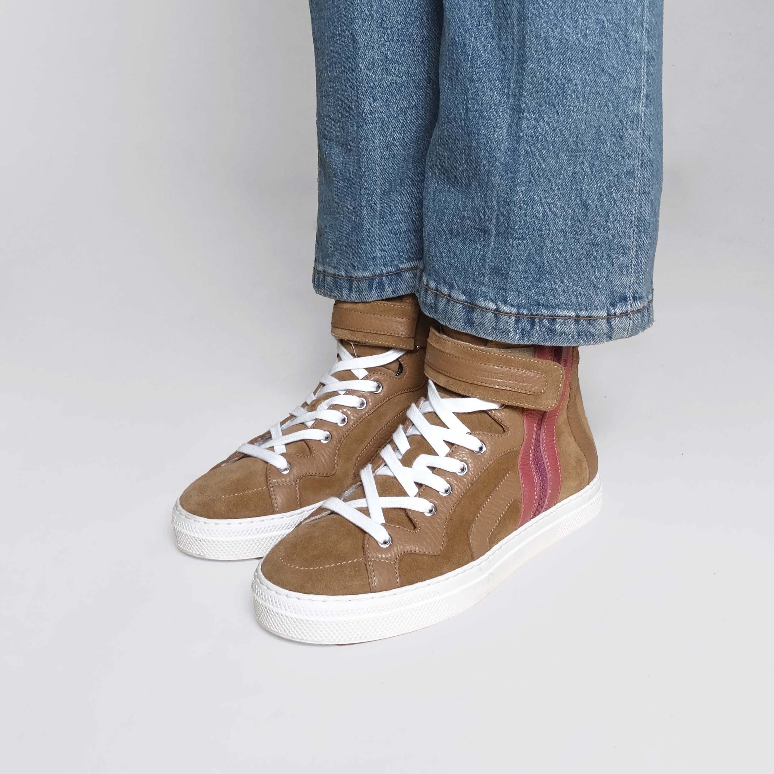 012 HIGH-TOP SNEAKERS