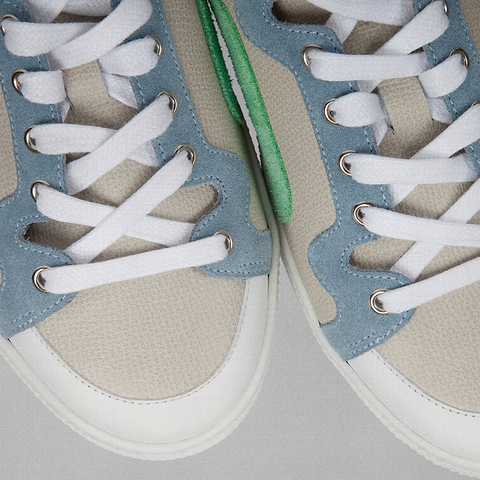 104 SNEAKERS