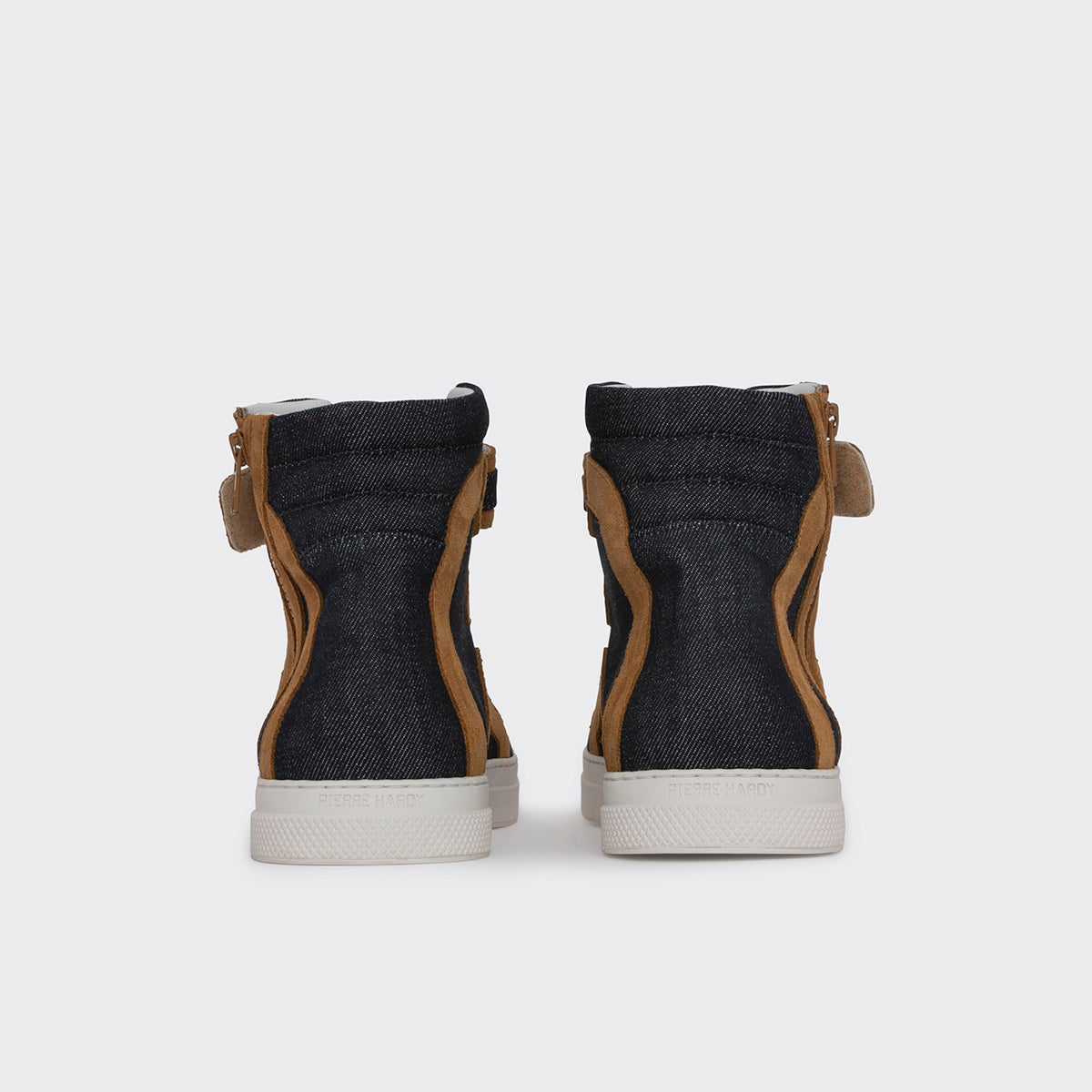 BASKETS MONTANTES 112