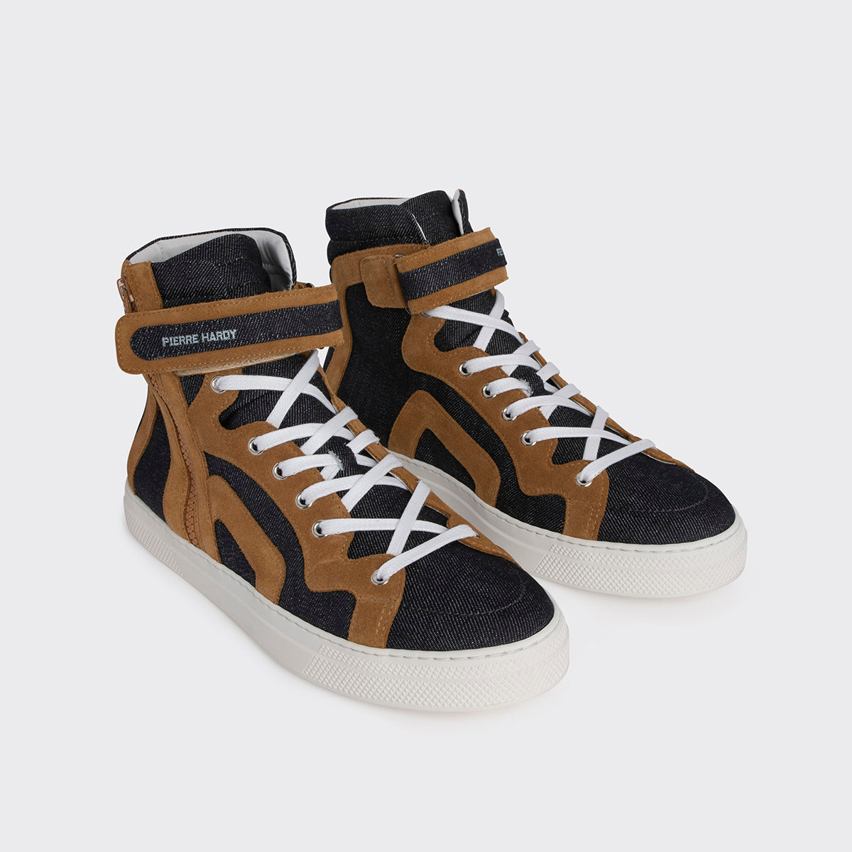 BASKETS MONTANTES 112