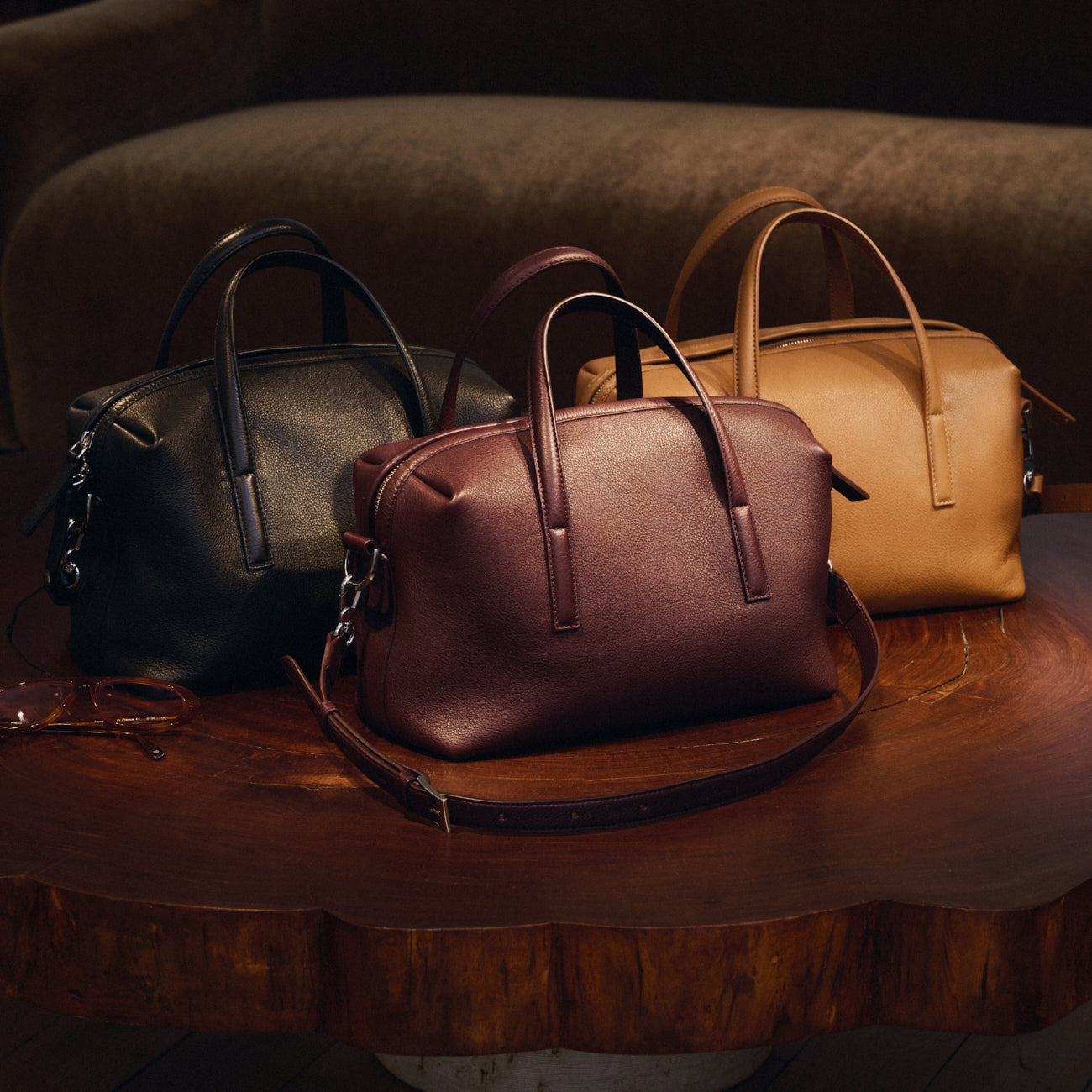 バッグ pierre hardy ALPHA RODEO basket for women in raffia & camel leather